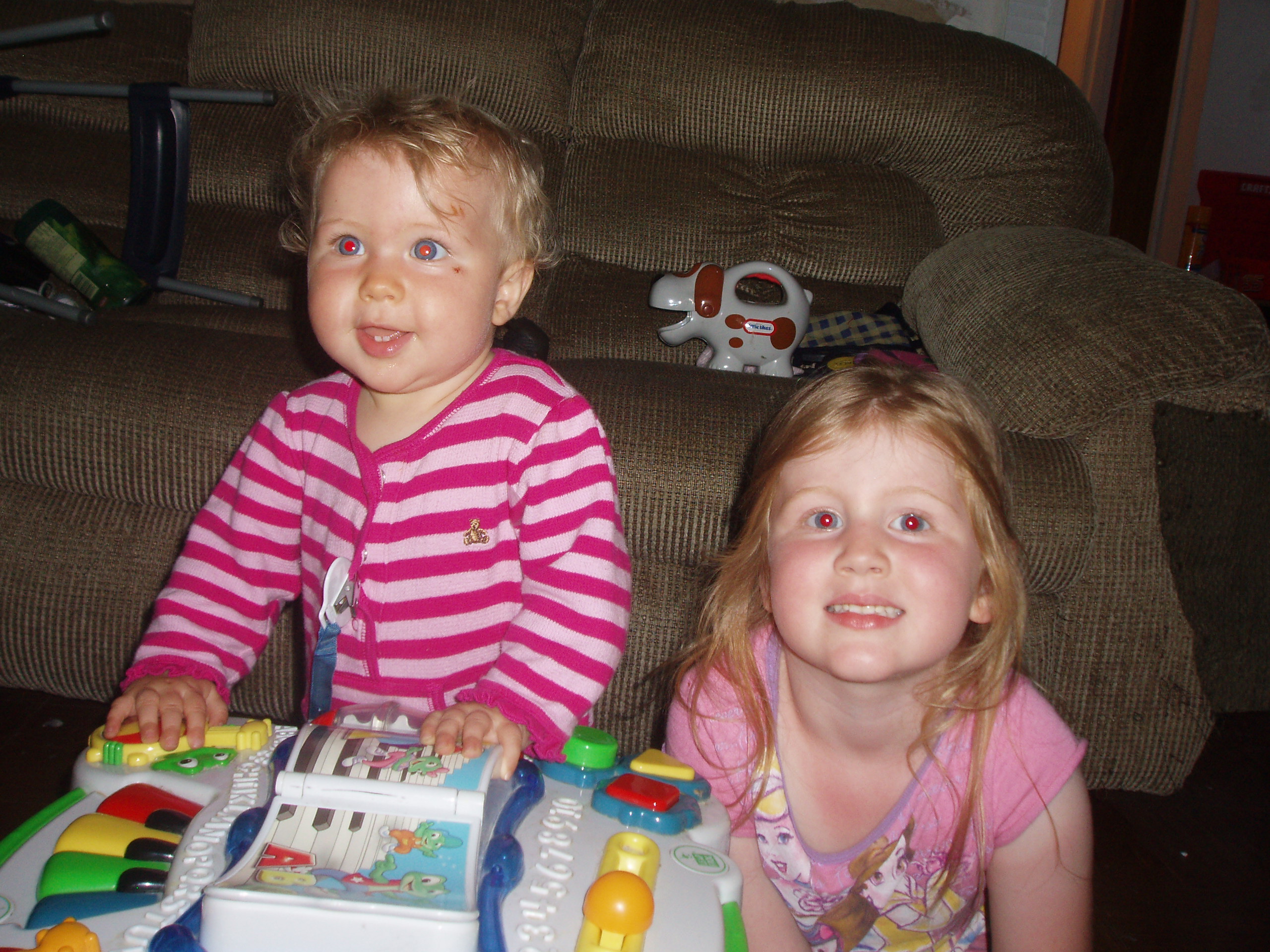 girlsjuly08.jpg